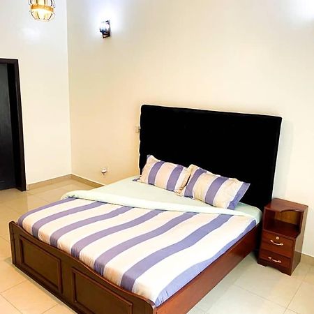 Comfort B&B Кигали Экстерьер фото